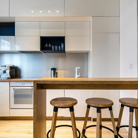 דירה Stare Unithouse 800 M Do Neptuna