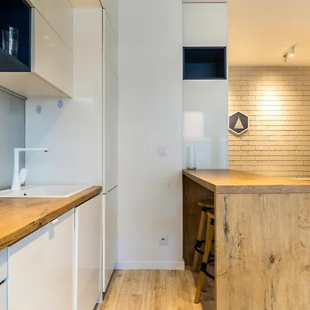 公寓 Stare Unithouse 800 M Do Neptuna