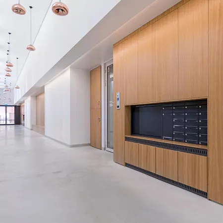 Stare Unithouse 800 M Do Neptuna